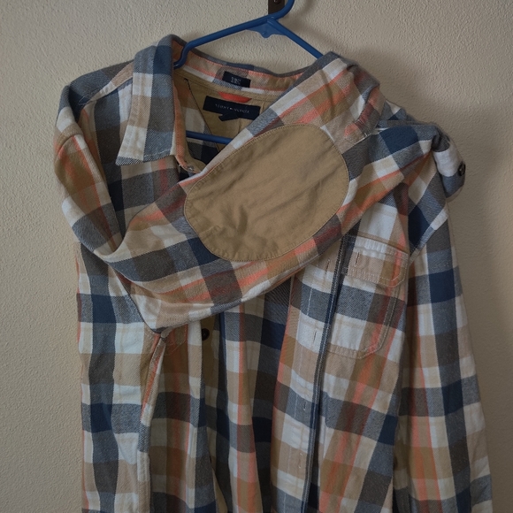 Tommy Hilfiger Flannel - Picture 3 of 3